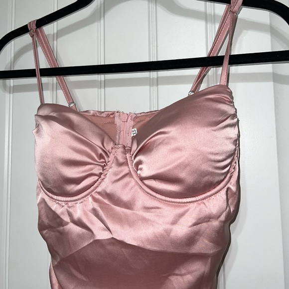 Pink Ruched Dress - Picture 4 of 4